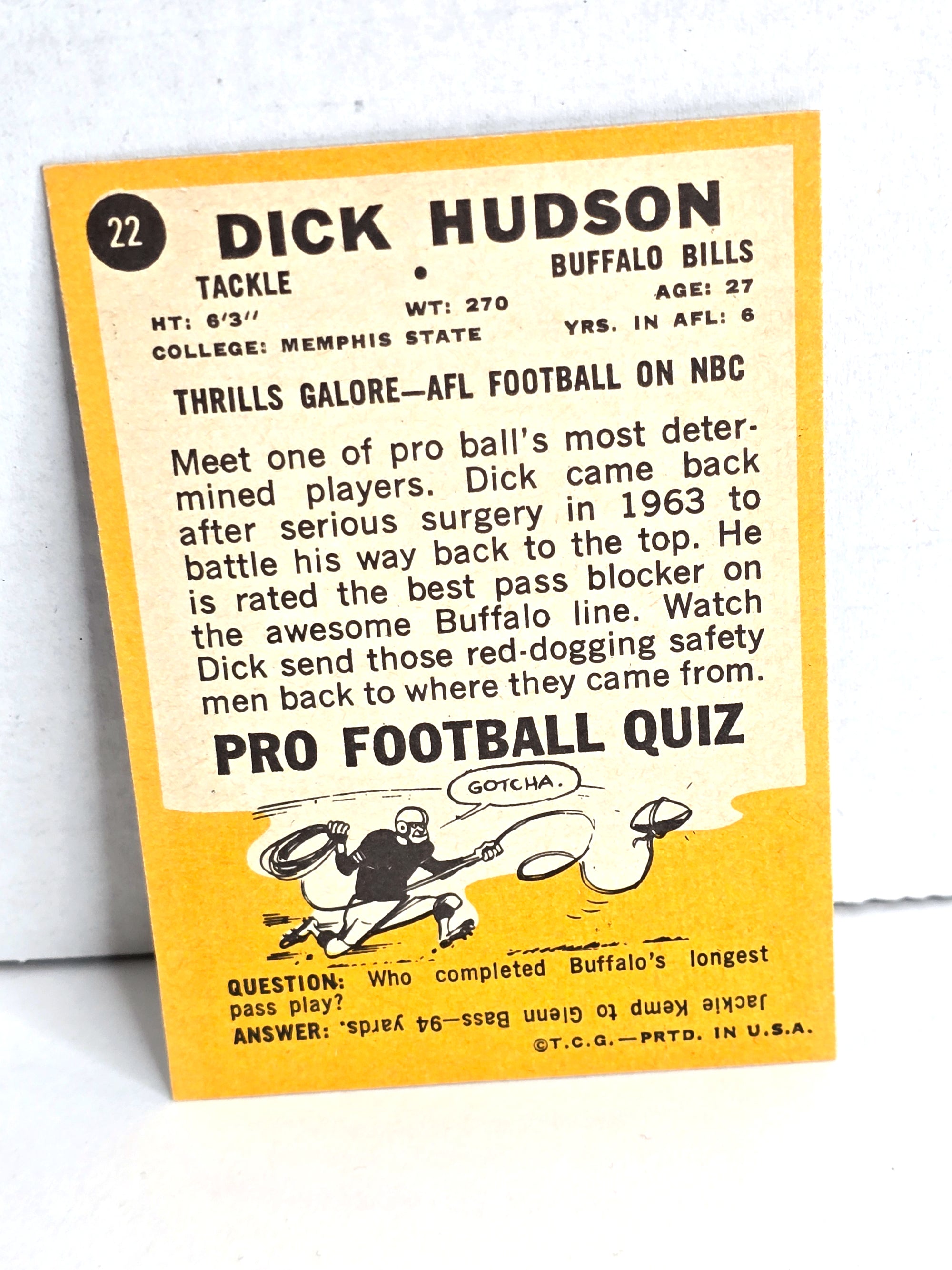 1967 Dick Hudson NFL Football Card Buffalo Bills Topps No. 22
