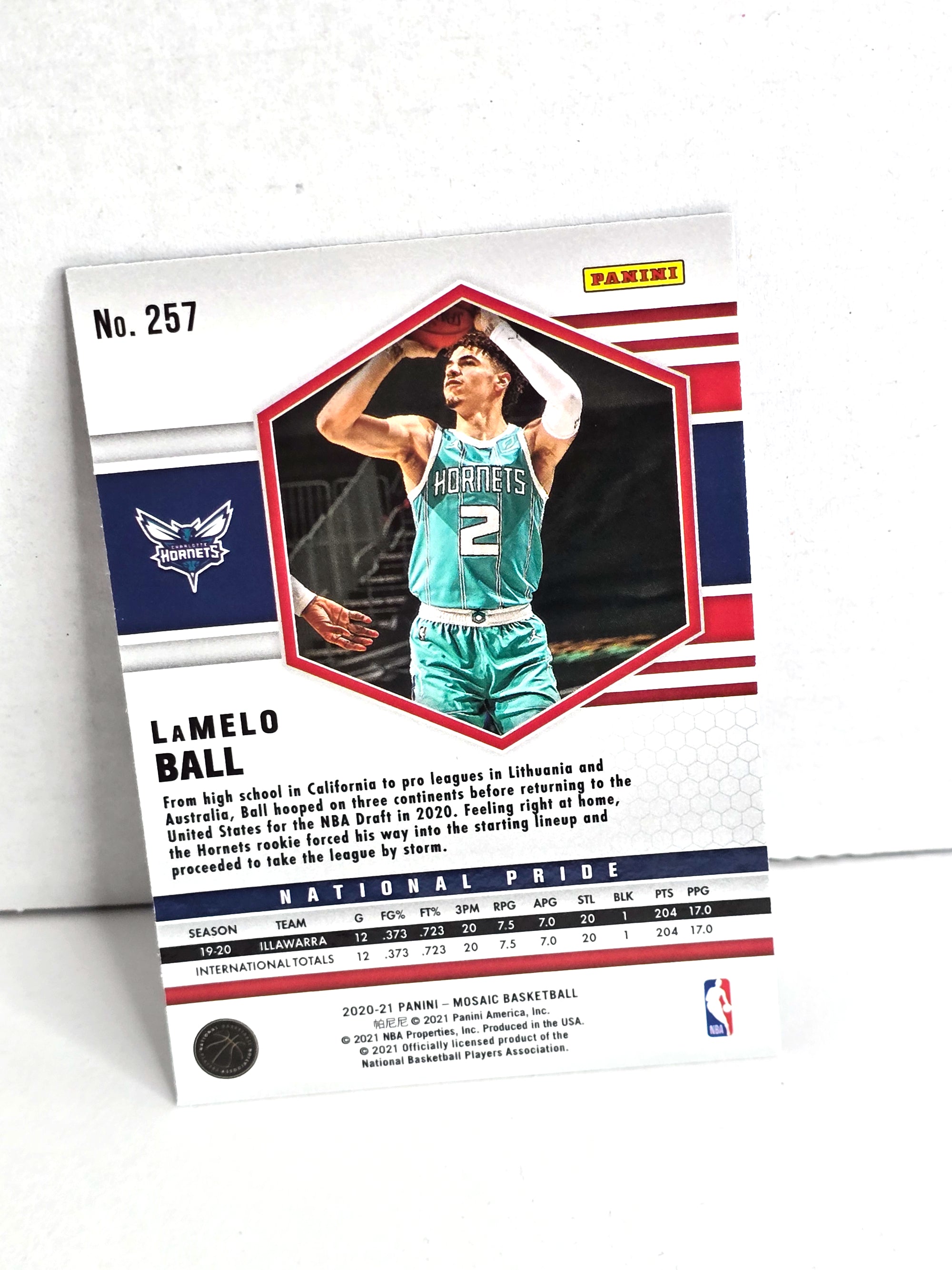LaMelo Ball Hornets Basketball Card 2020-21 Panini Mosaic No. 257