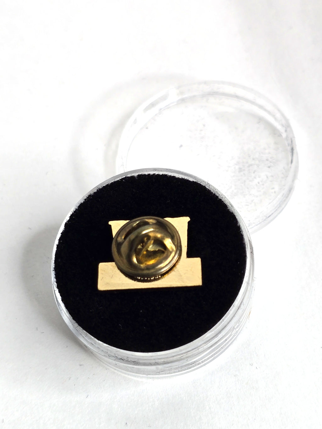 United Auto Worker Lapel Pin Collectible