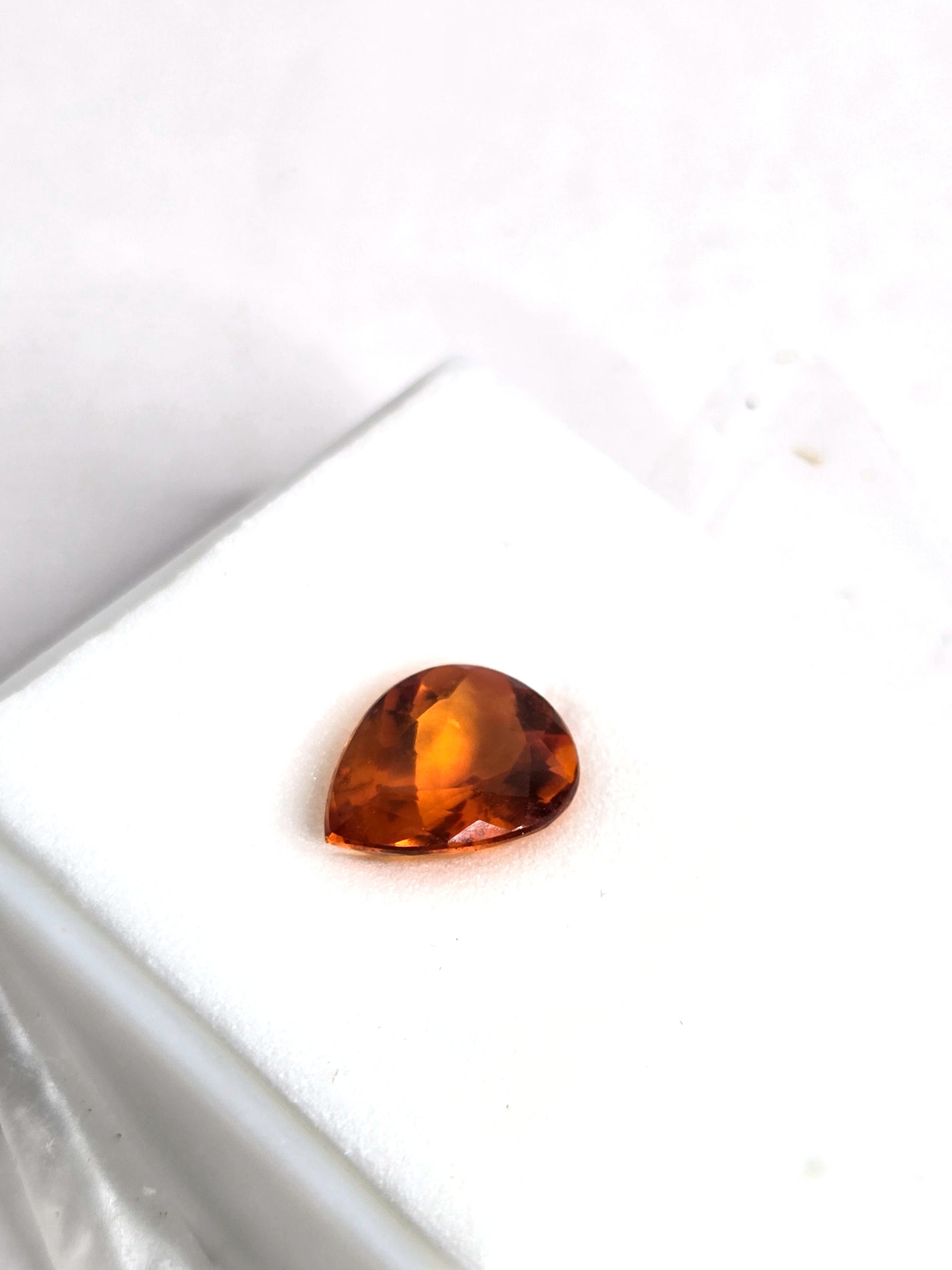 3.50 Carat (0.7g) High-Quality "Burgundy" Madeira Citrine – Brilliant Pear Cut Gemstone