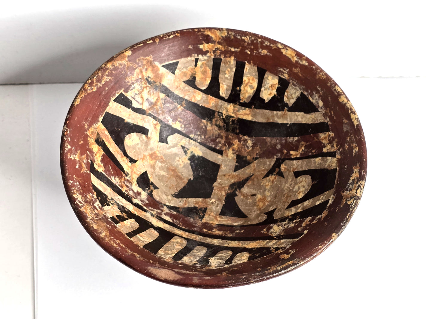 Antique pre-Columbian era Nariño Art Pottery Bowl Handmade