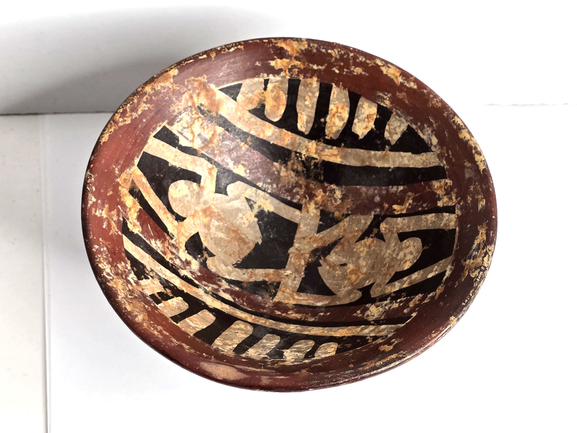 Antique pre-Columbian era Nariño Art Pottery Bowl Handmade