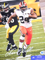 Nick Chubb Cleveland Browns NFL Signed Photo - Authenticated