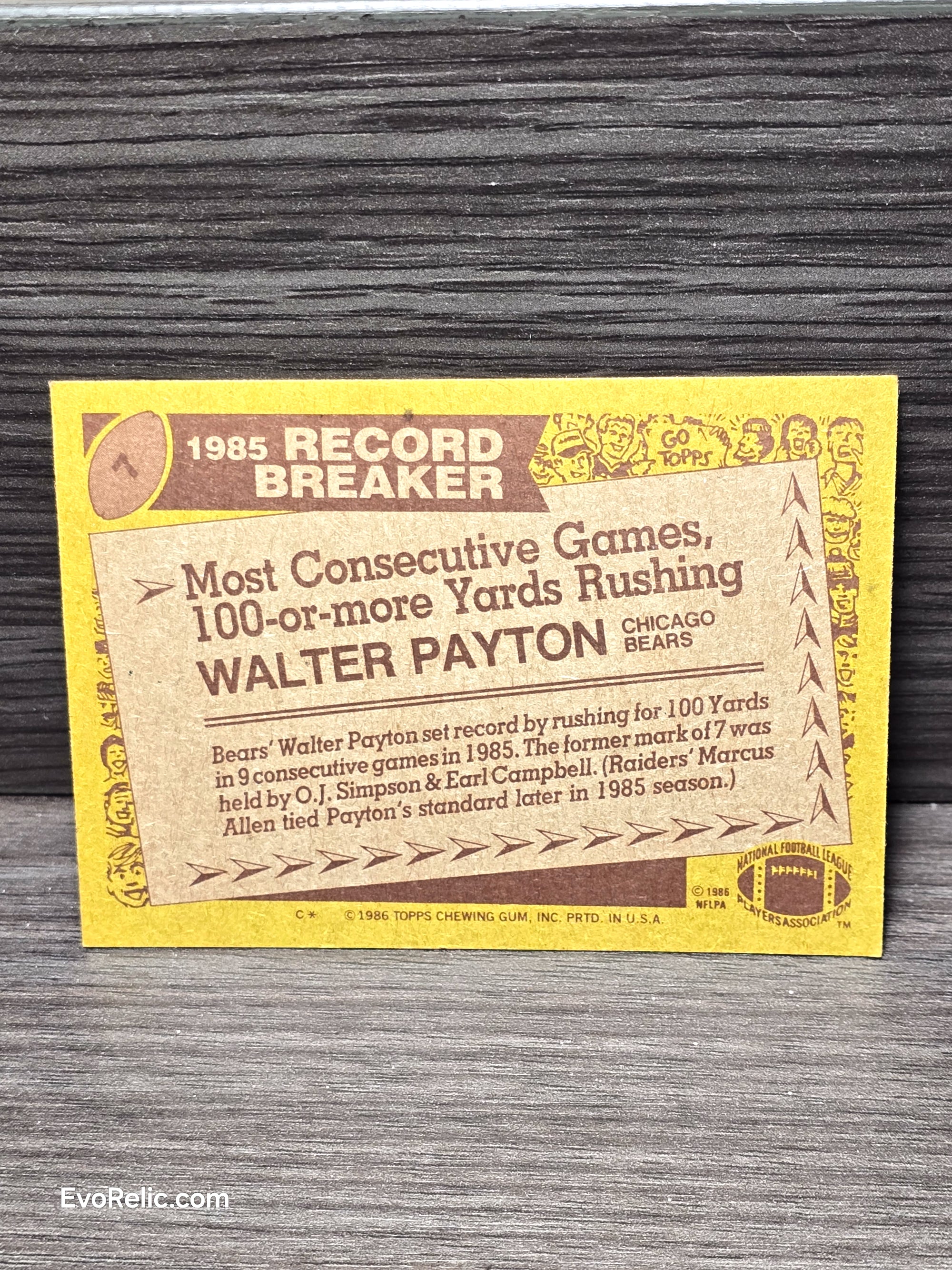 1986 Walter Payton Chicago Bears Football Card Topps No 7