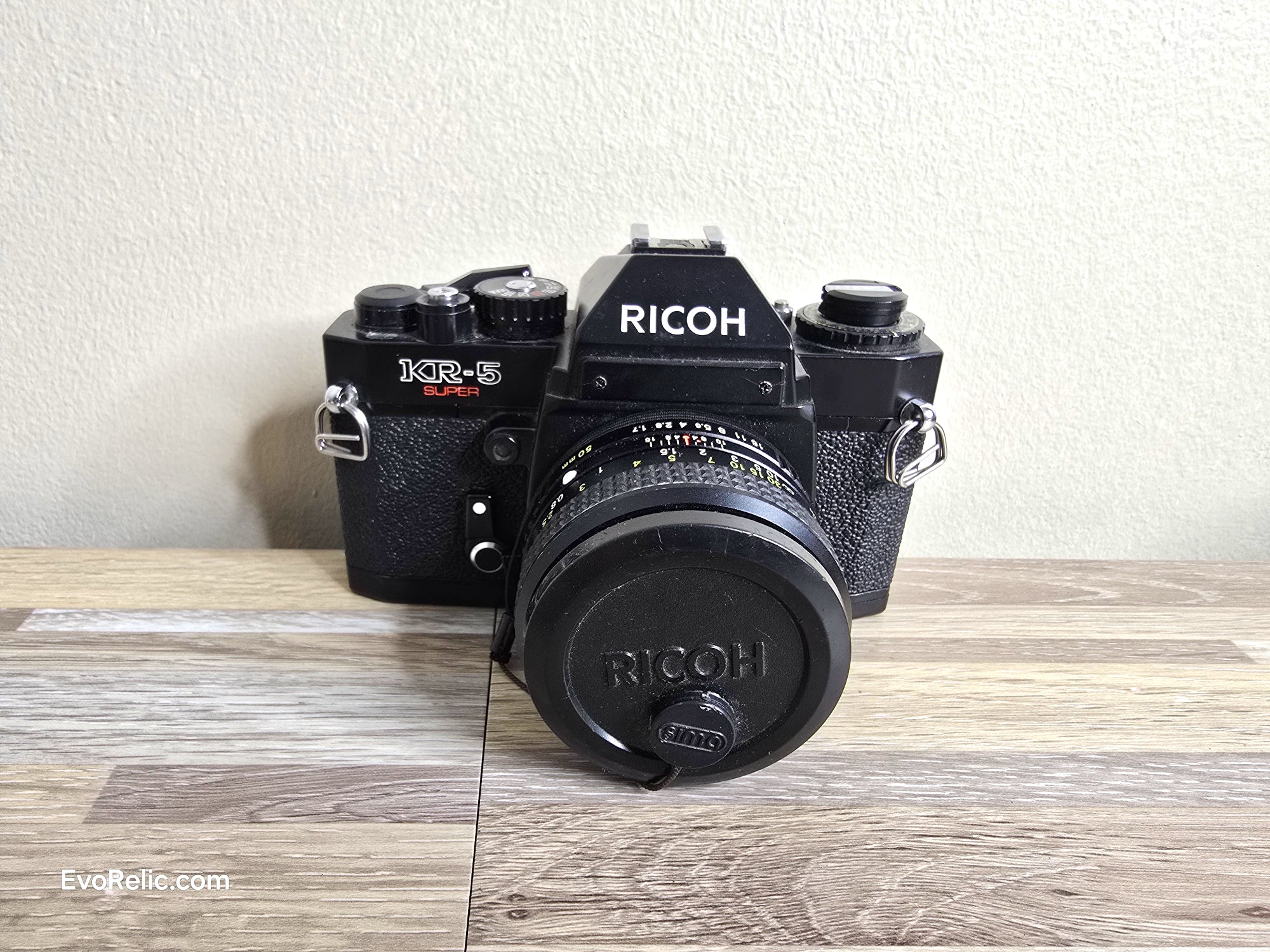 1982 Vintage Ricoh KR-5 35mm Camera