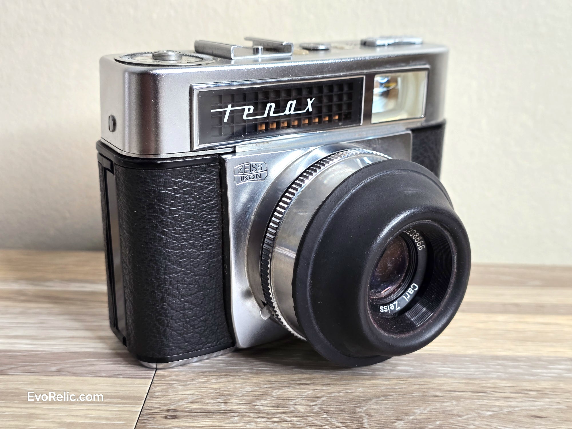 1960s German Camera Zeiss Ikon Tenax Automatic 35mm