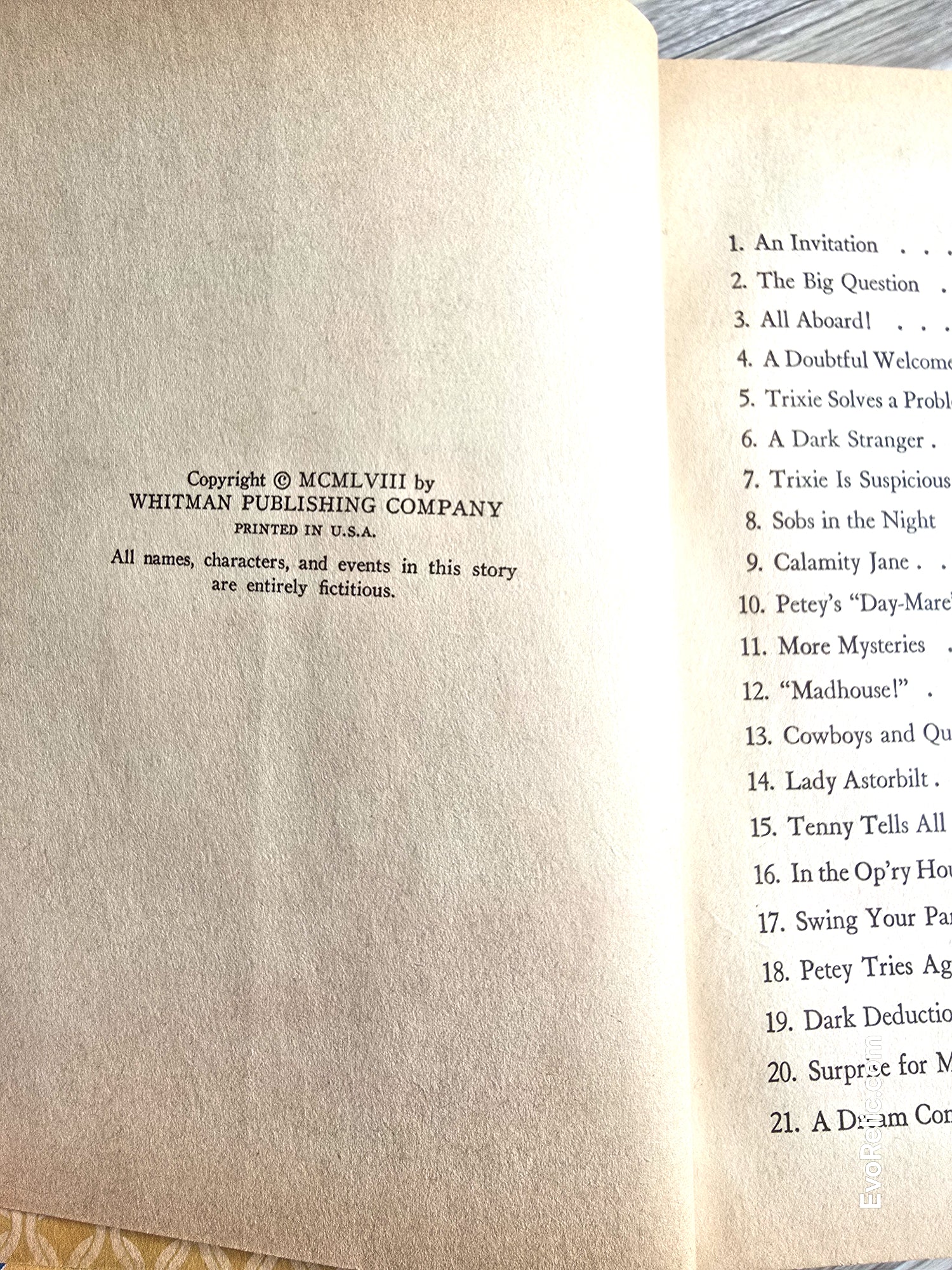 Vintage Trixie Belden and Mystery in Arizona Book No 6