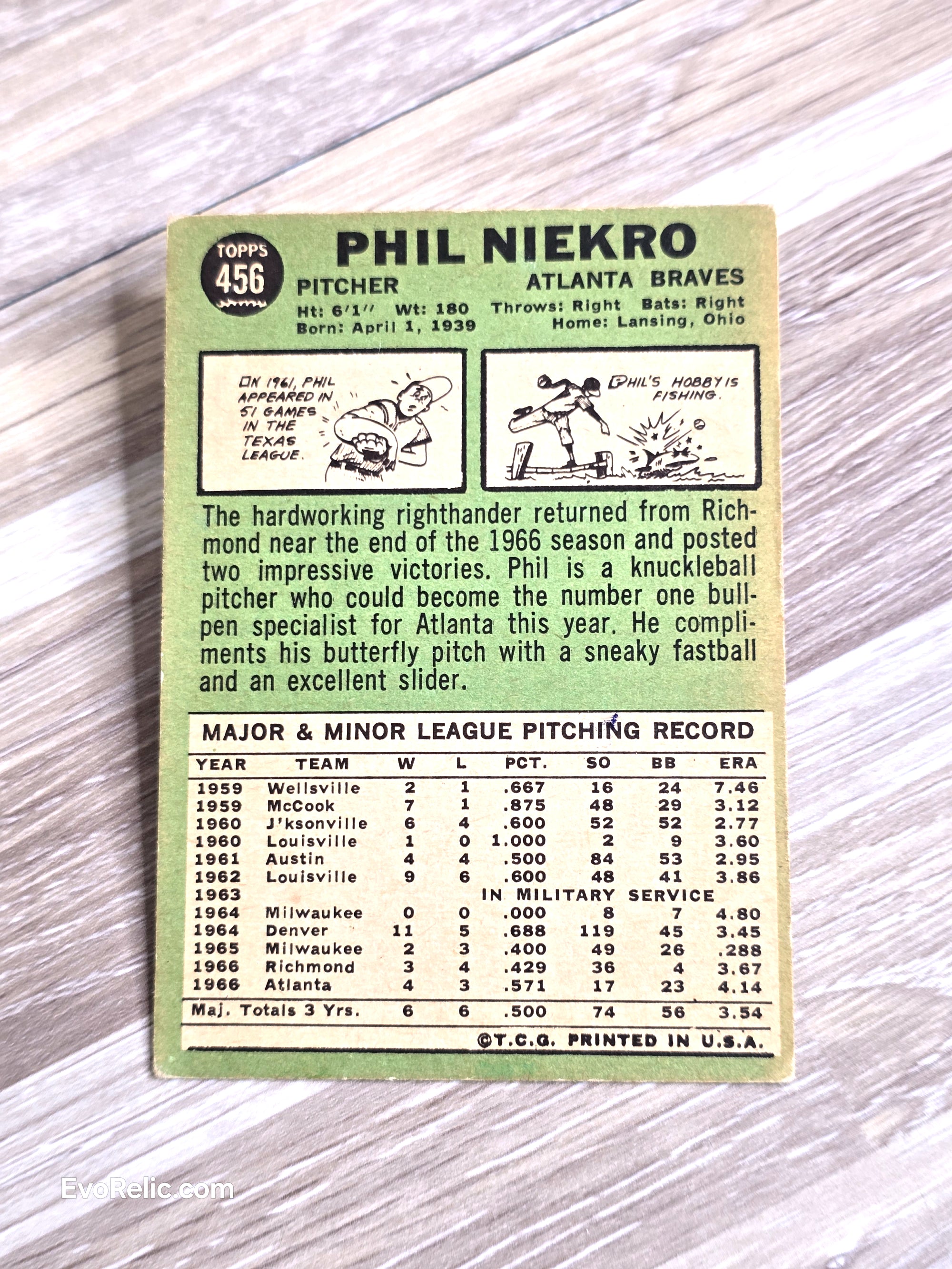 1967 Phil Niekro Baseball Card Topps No 456