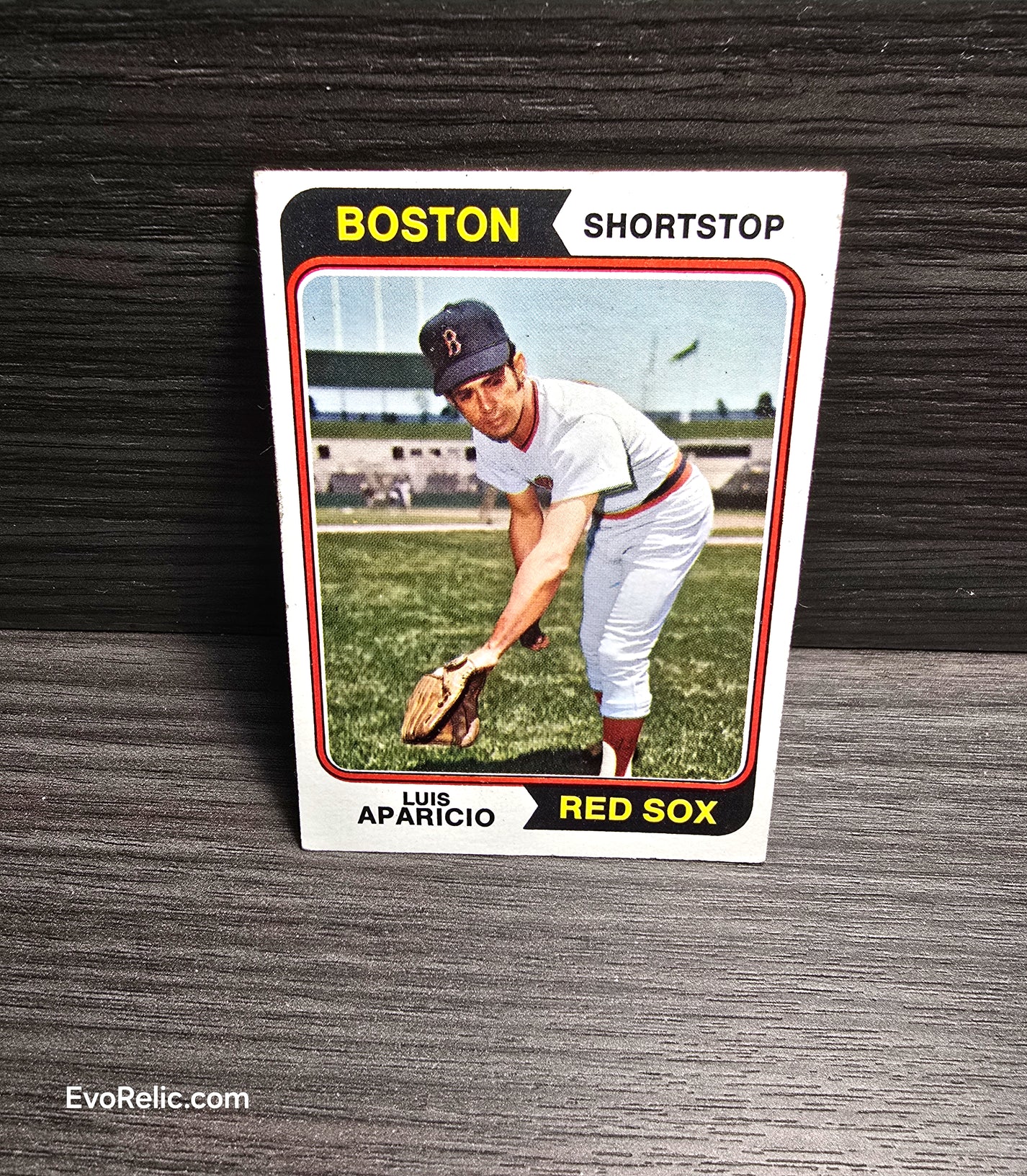 1974 Topps Baseball Luis Aparicio Red Sox Card No 61