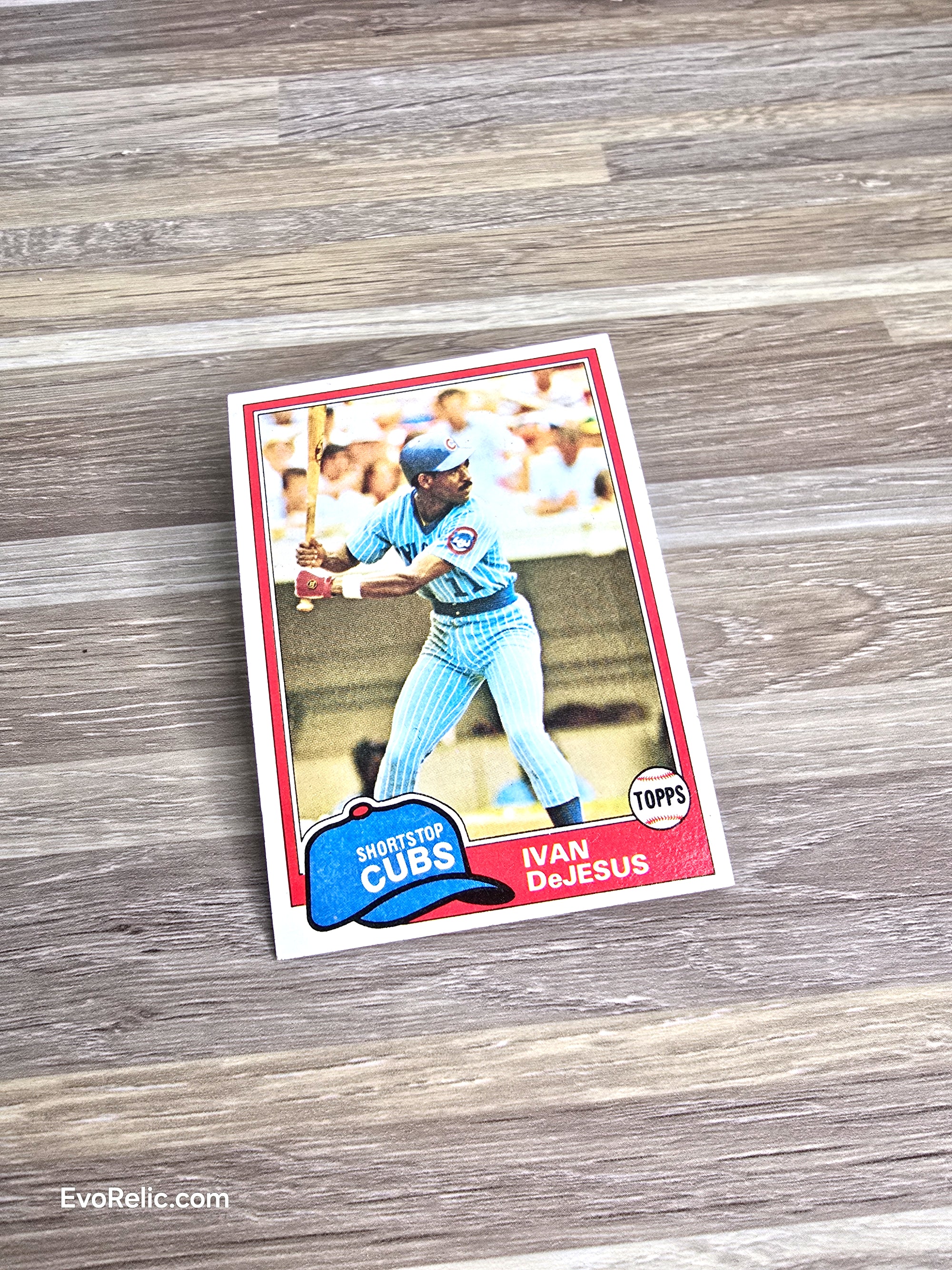 1981 Topps Ivan DeJesus Cubs Baseball Card No 54