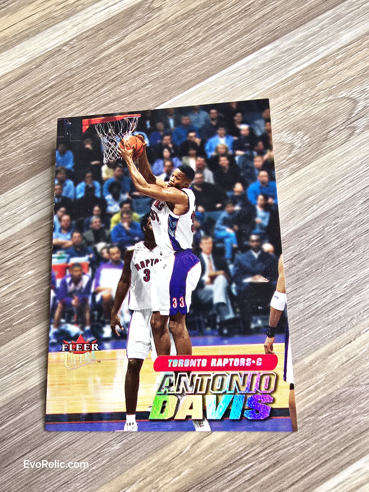 2000'01 Antonio Davis NBA Basketball Card Ultra Fleer No. 21