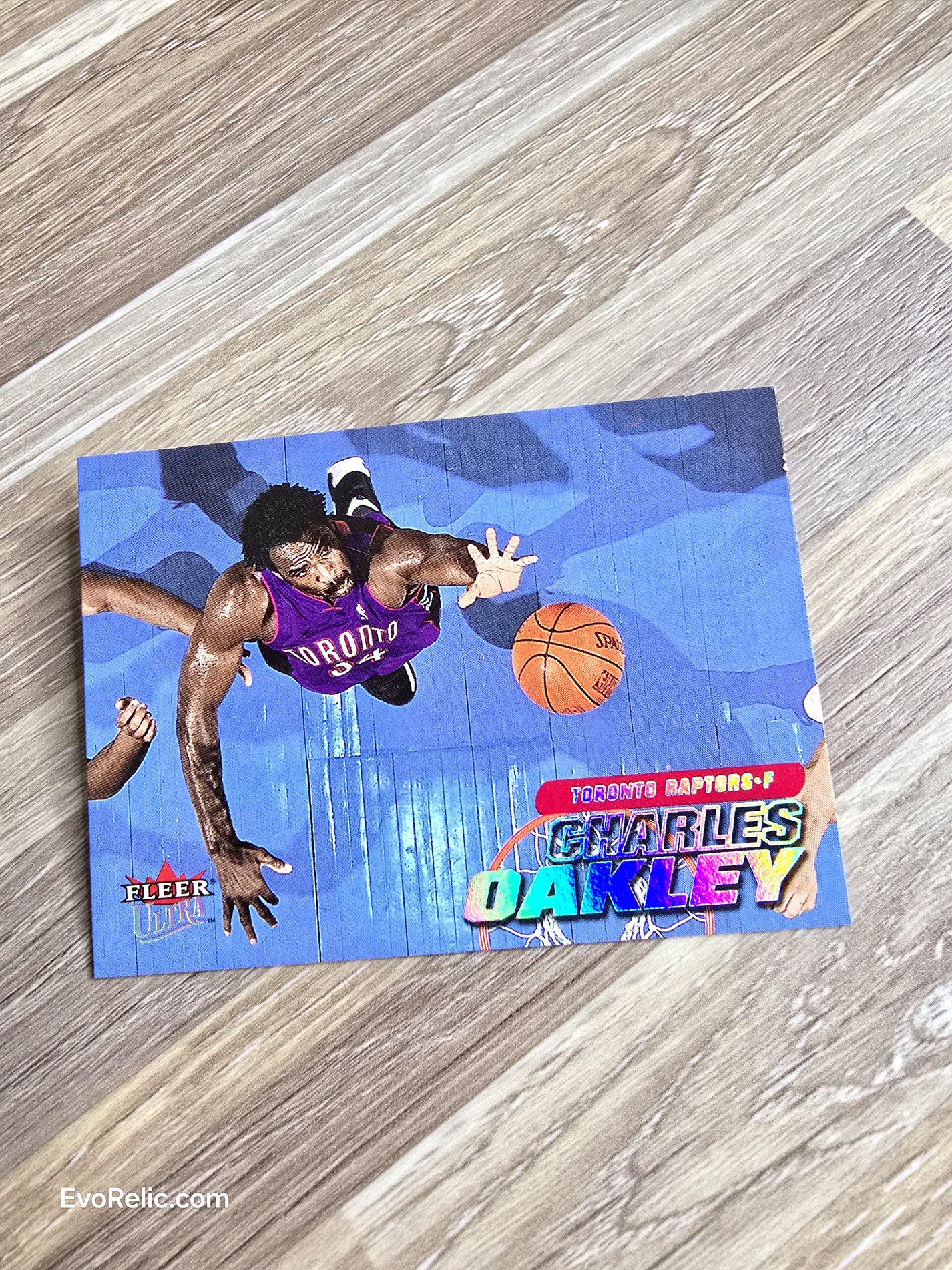 2000'01 Charles Oakley NBA Basketball Card Ultra Fleer No. 15