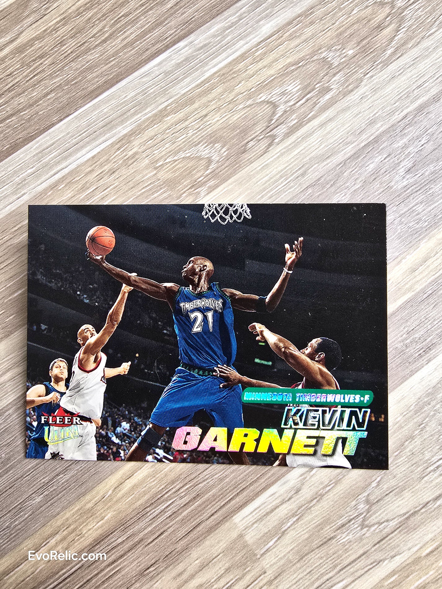 2000'01 Kevin Garnett NBA Basketball Card Fleer No 185