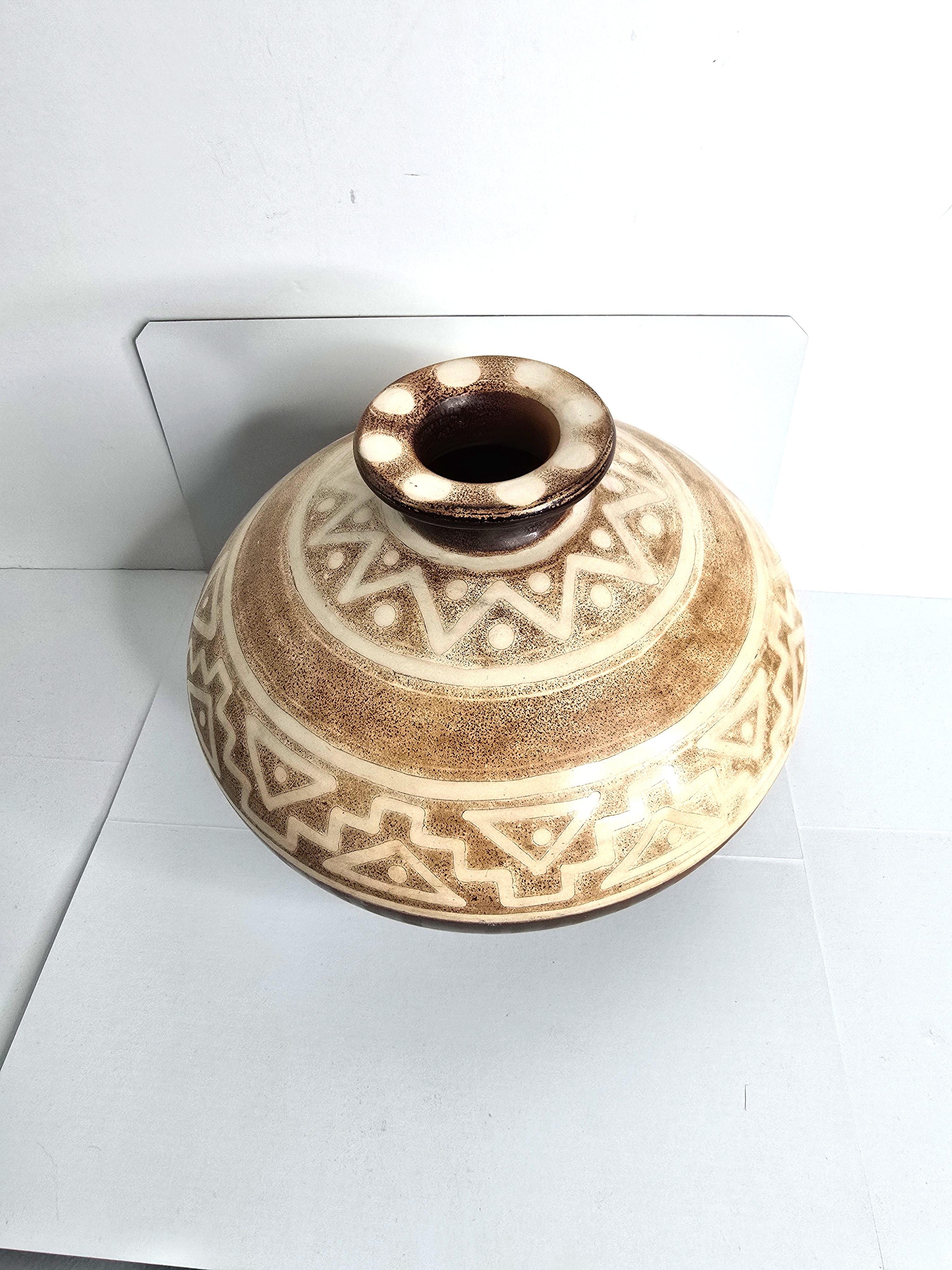 Art Peruvian Clay Pot Handmade Signed by Jose Sosa