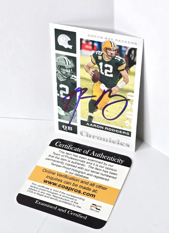 Aaron Rodgers Autograph Football Card 2020 Panini Chronicles No. 35