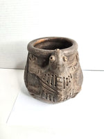 Antique Pre-Columbian Effigy Pot Chancay Blackware Peru Andean Frog