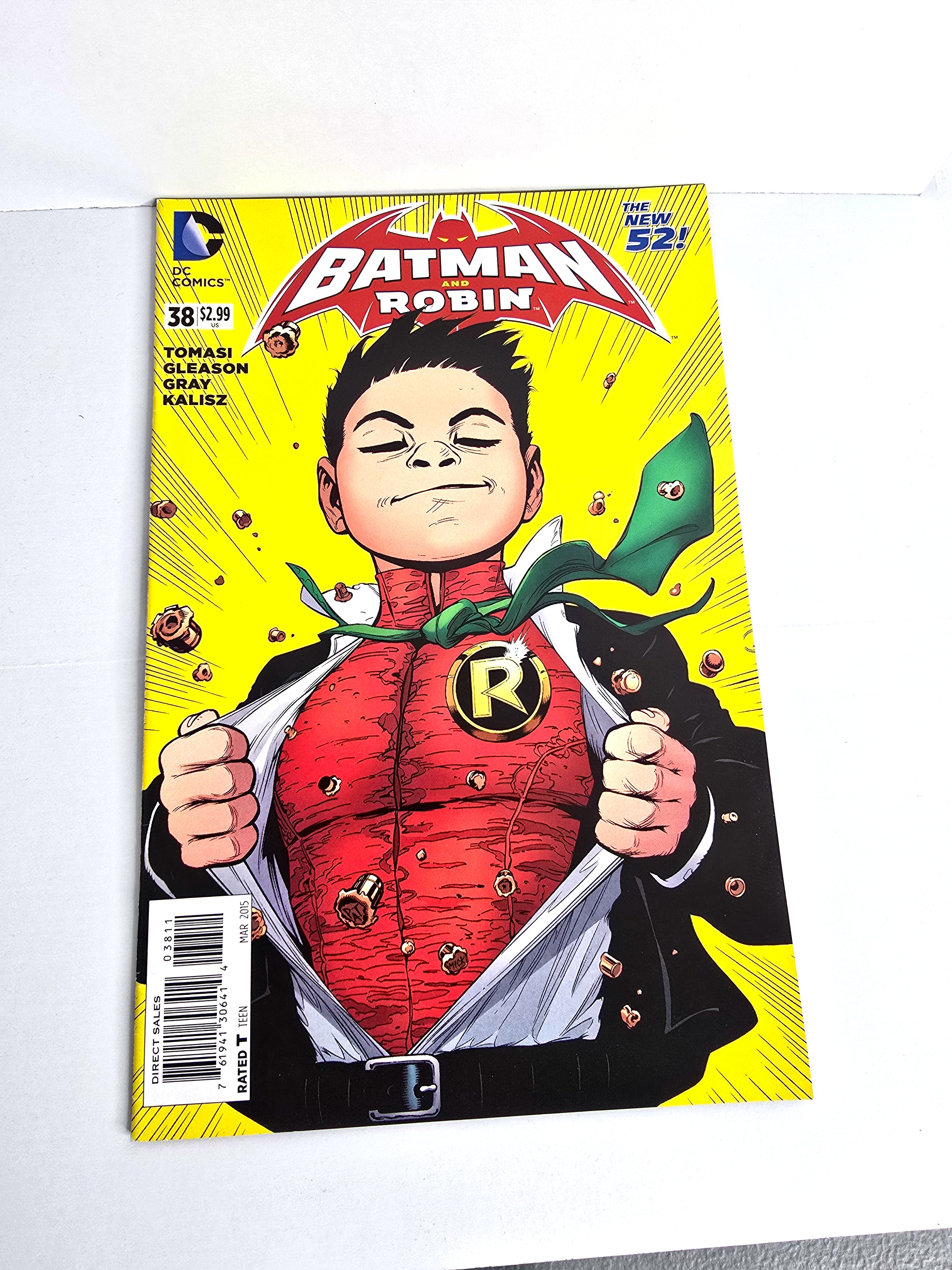 Batman and Robin Comic Book March 2015 Volume 38