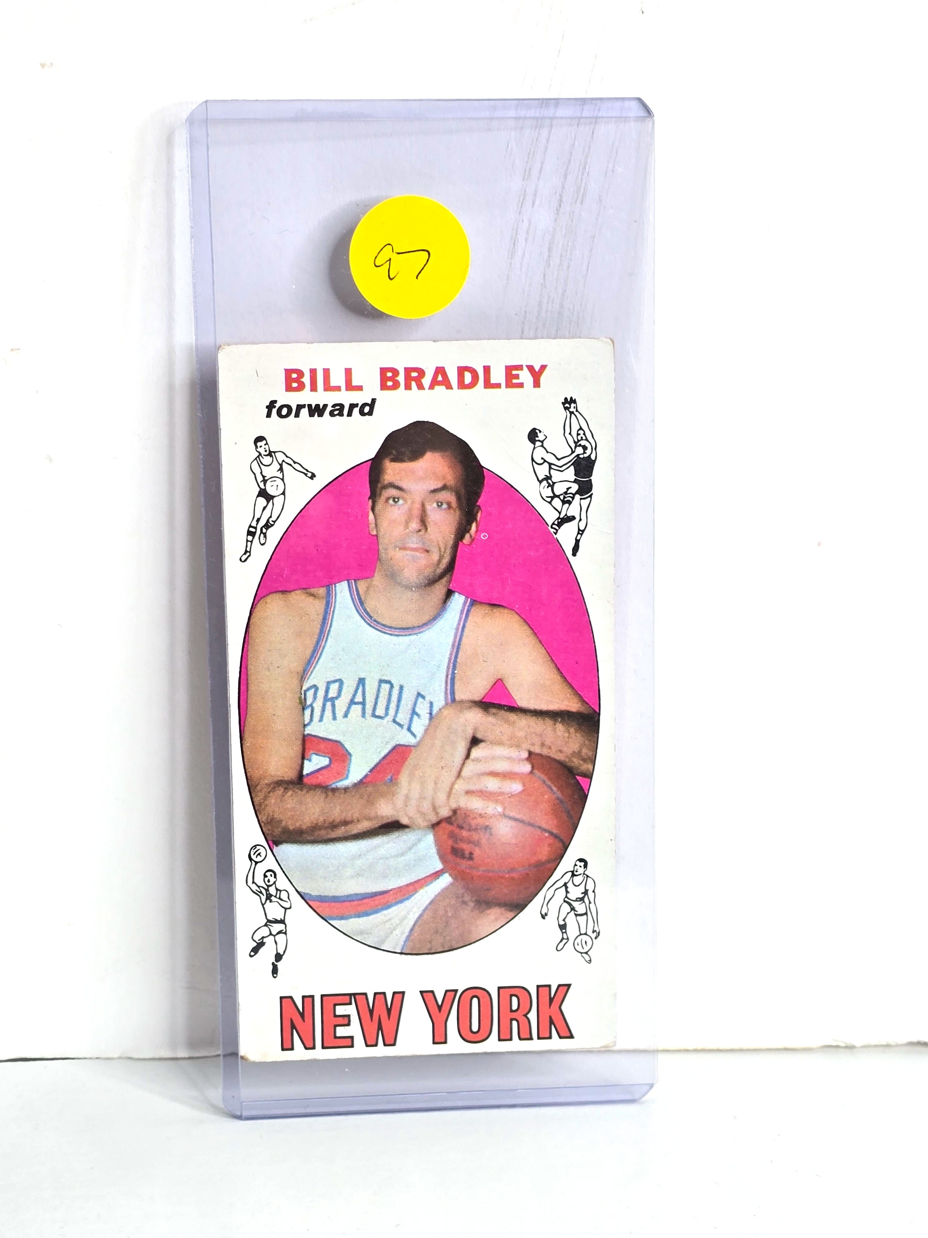 Bill Bradley New York Knicks Rookie Basketball Card 1969 Topps No. 43