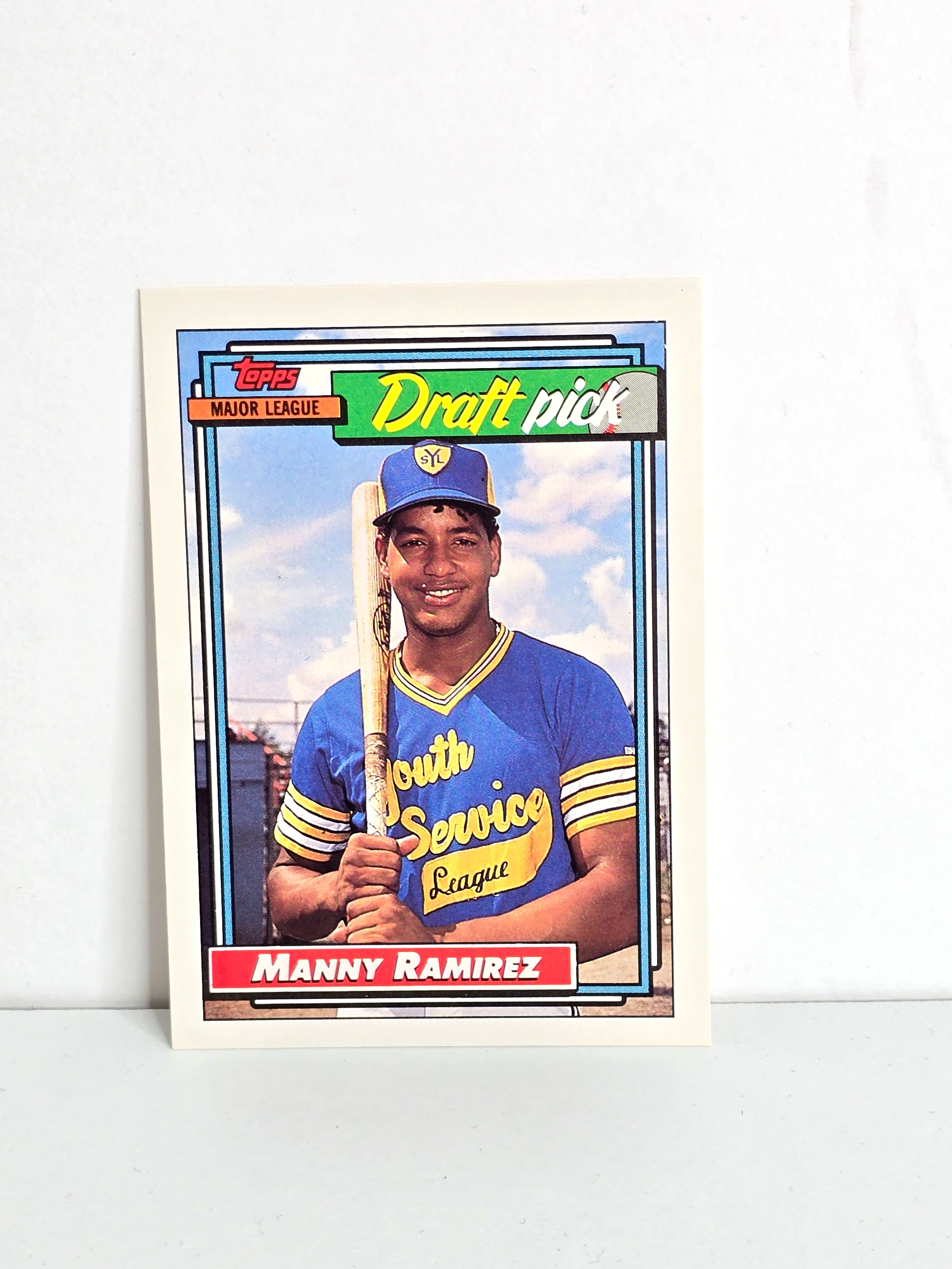 Manny Ramirez Rookie Baseball Card 1992 Topps No. 156