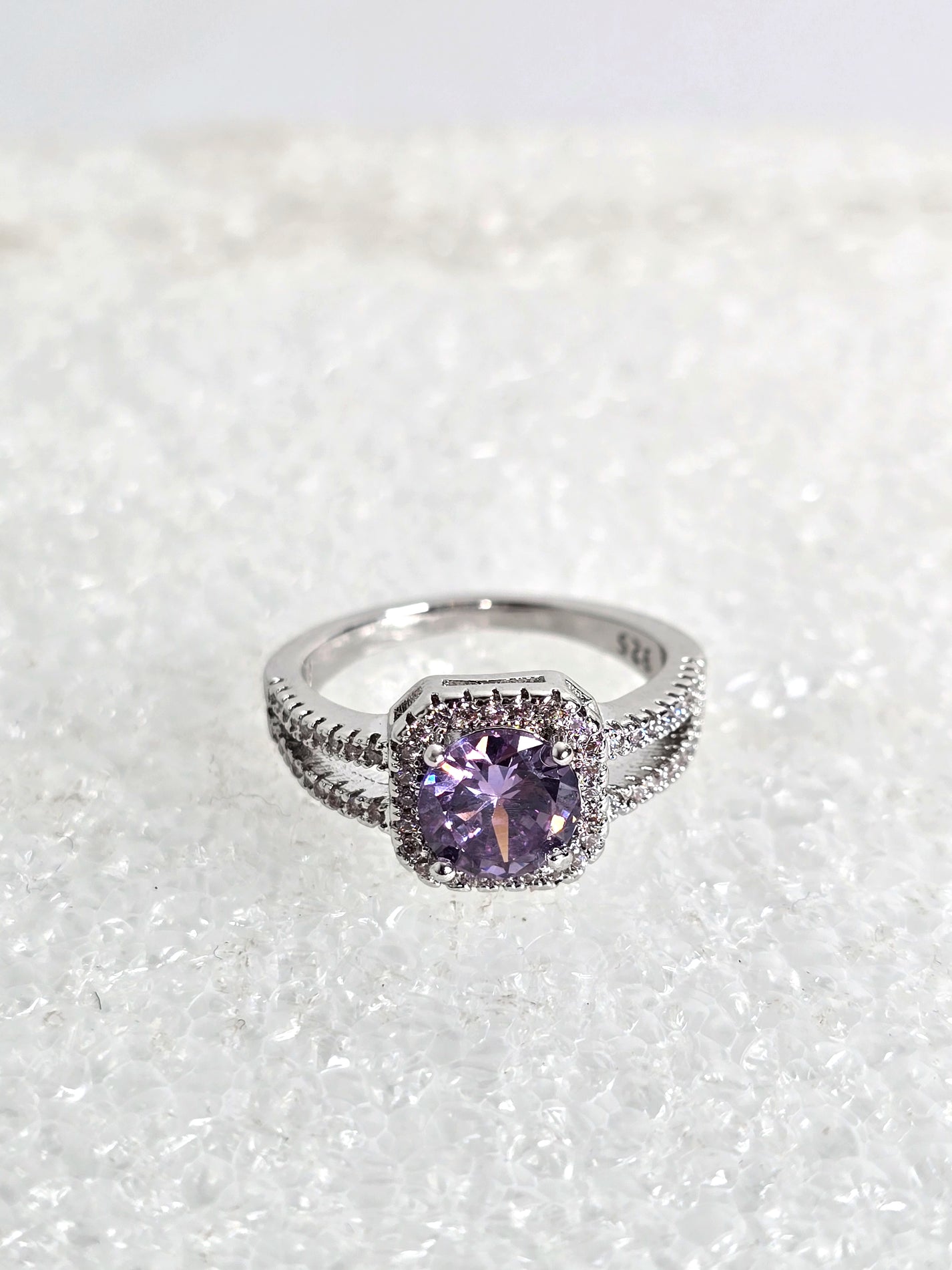 Sterling Silver Ring Purple Amethyst Gemstone with Diamond Clusters