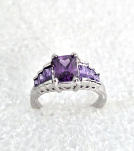 Ring Sterling Silver with Purple Gemstones