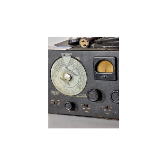 Militaria 1940s U.S Navy Tubed Radio