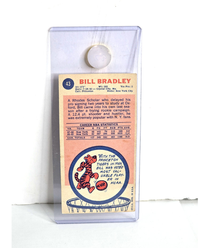 Bill Bradley New York Knicks Rookie Basketball Card 1969 Topps No. 43