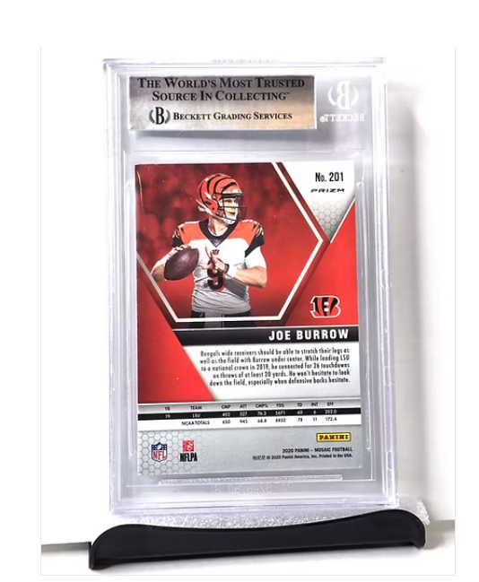 Joe Burrow Rookie Football Card Bengals 2020 Panini Camo Pink No. 201