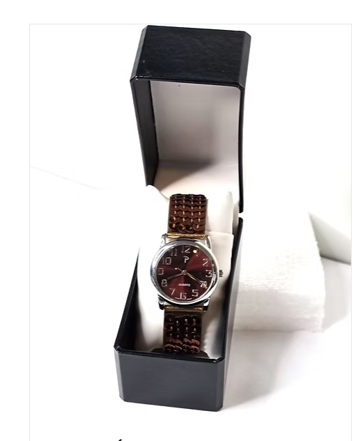 Watch Retro Women's Quartz Peebles