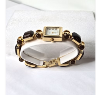 Women's Watch with Pearl Face Quartz