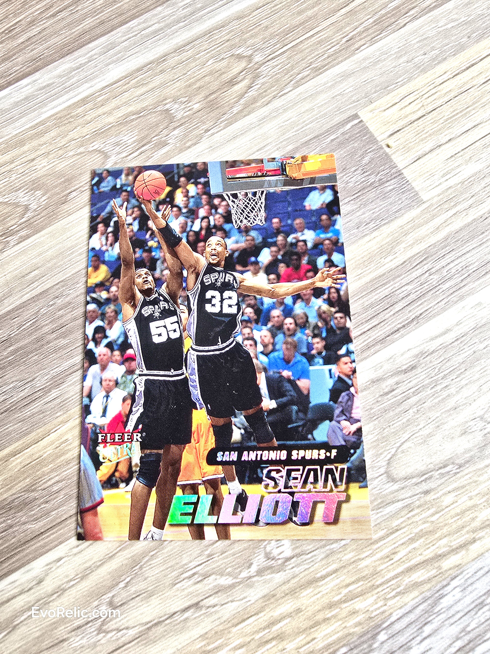 Sean Elliott NBA Basketball Card 2000 Fleer No 66