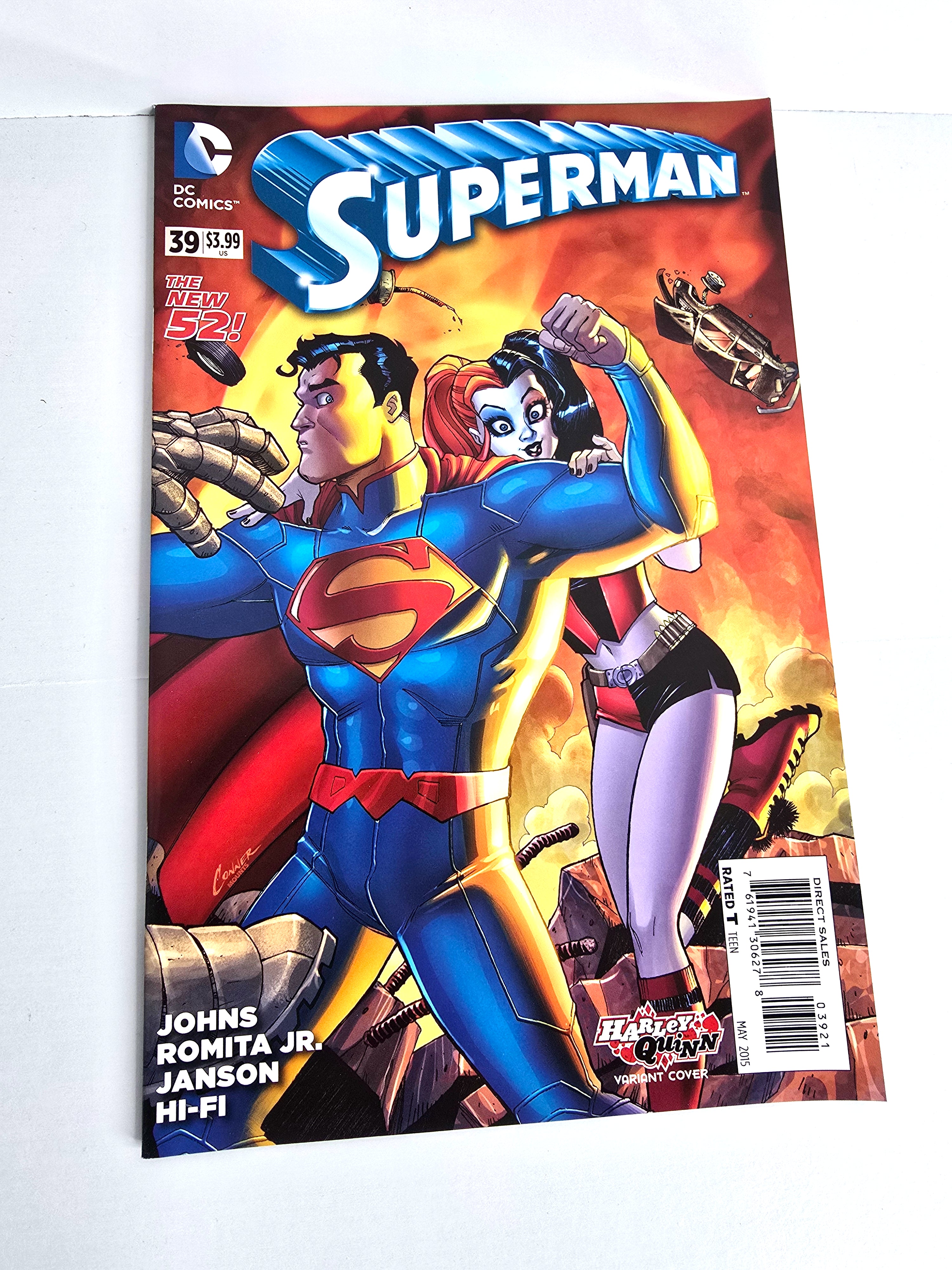 Superman Harley Quinn DC Comic Book May 2015 Volume 39