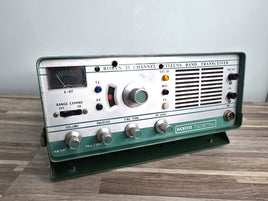 Vintage CB Radio Transceiver Robyn T-123B - Needs Repair