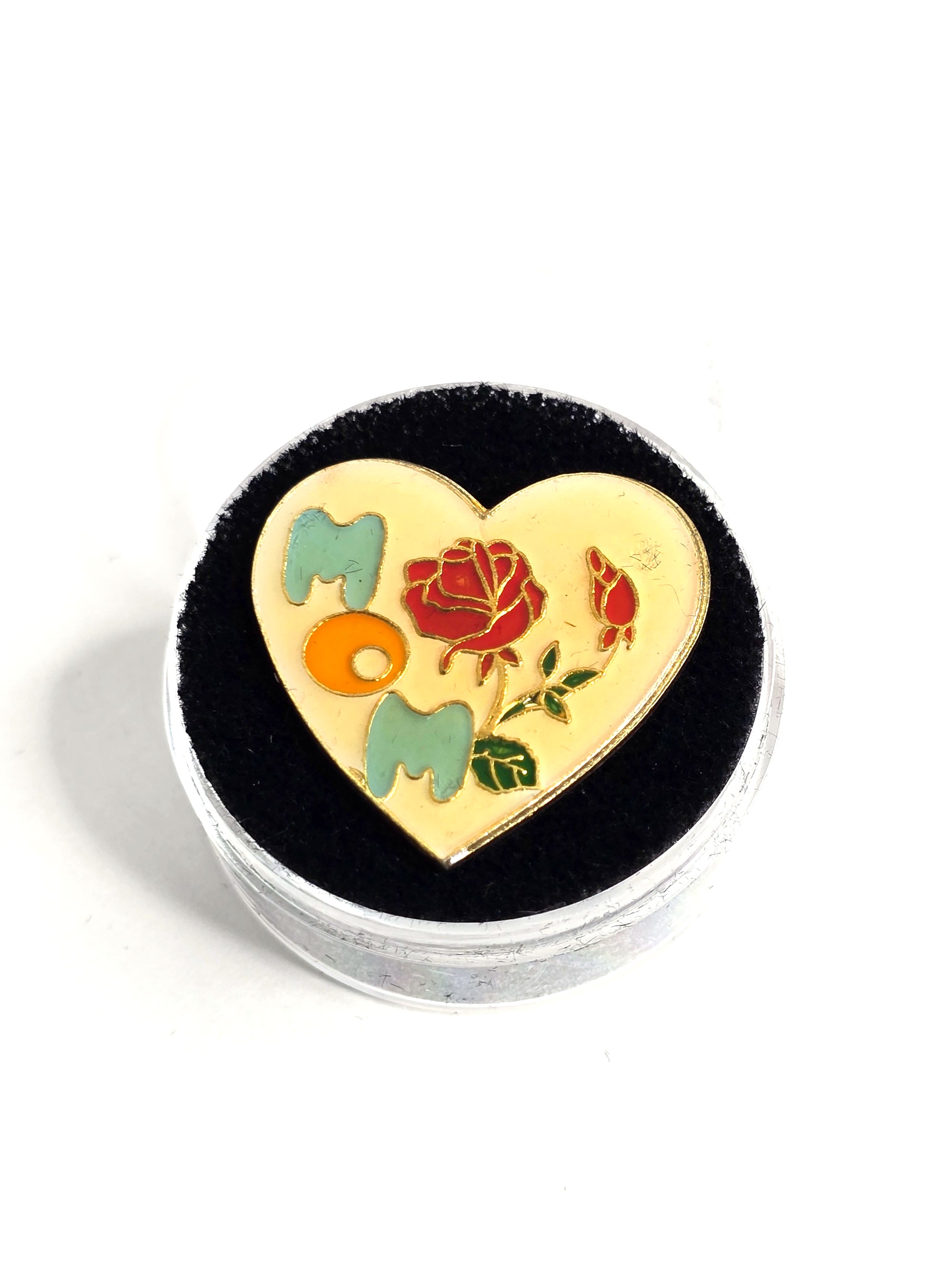 Vintage I Love Mom Pin Collectible