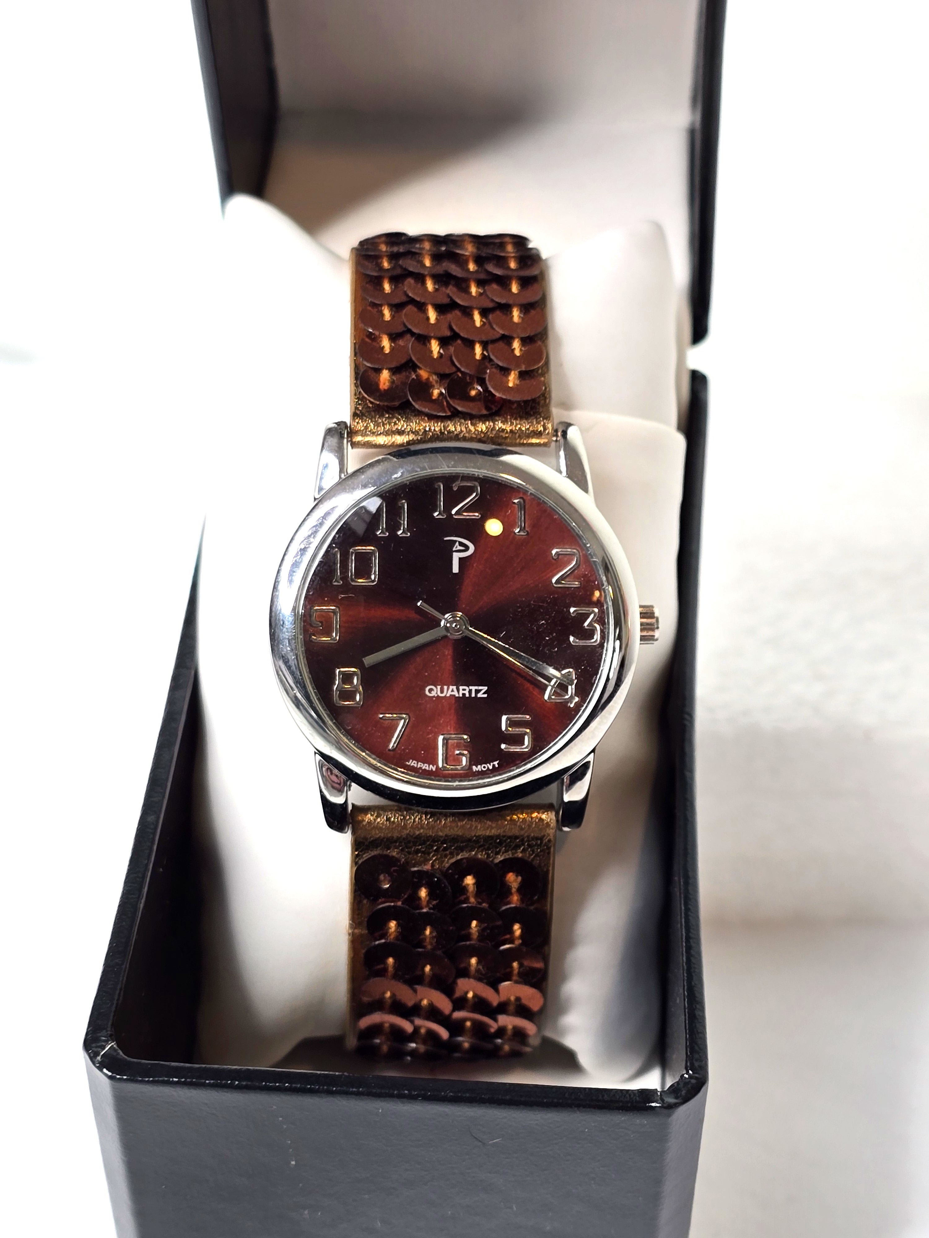 Watch Retro Women's Quartz Peebles